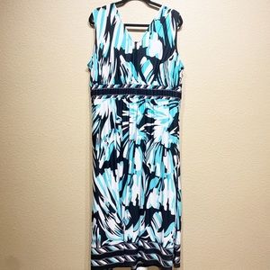 Avenue Size 18/22 Sleeveless Maxi Dress